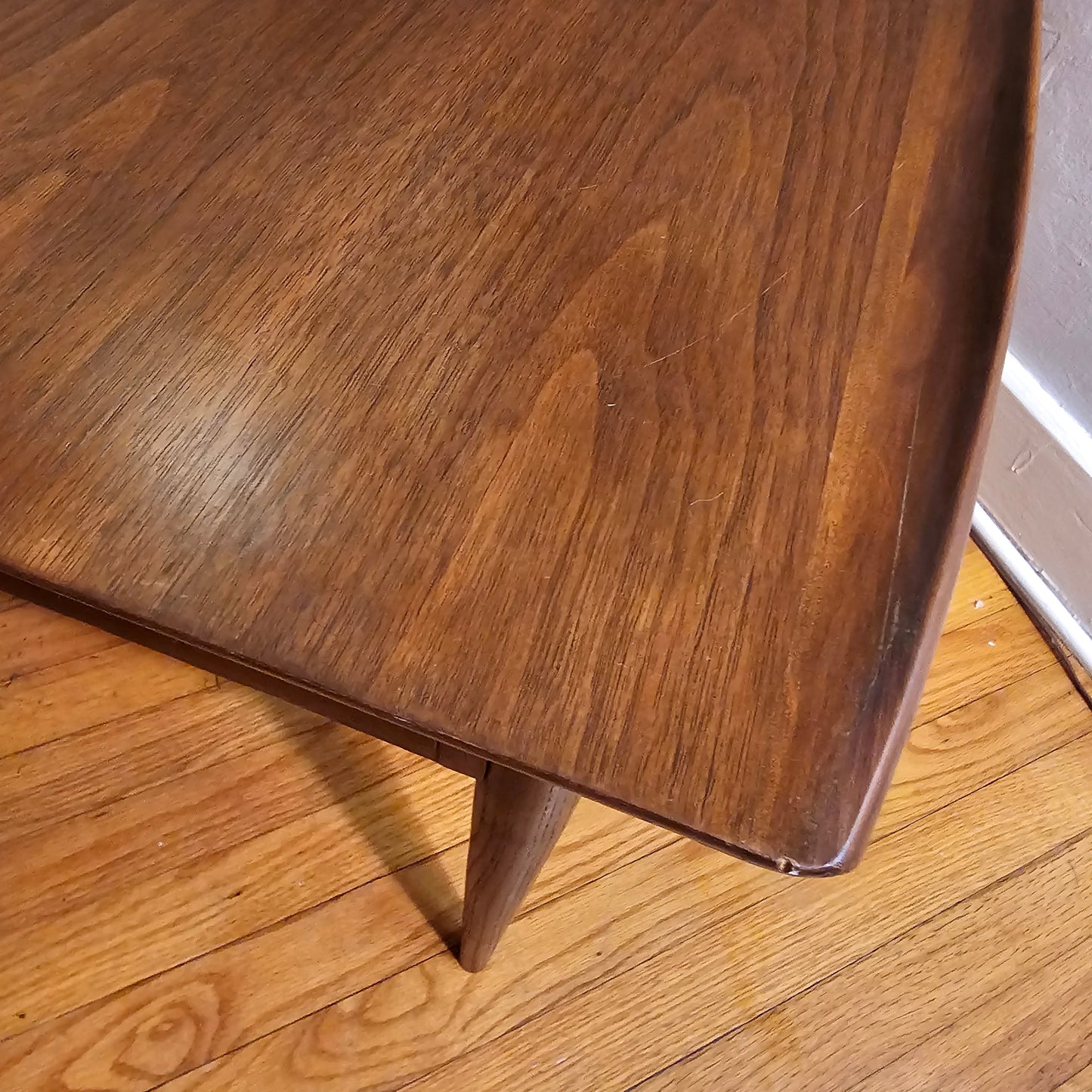 Mid Century Modern Side Table Artisan Collection Bassett
