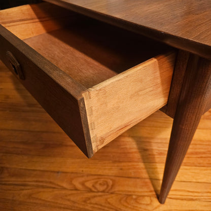 Mid Century Modern Side Table Artisan Collection Bassett