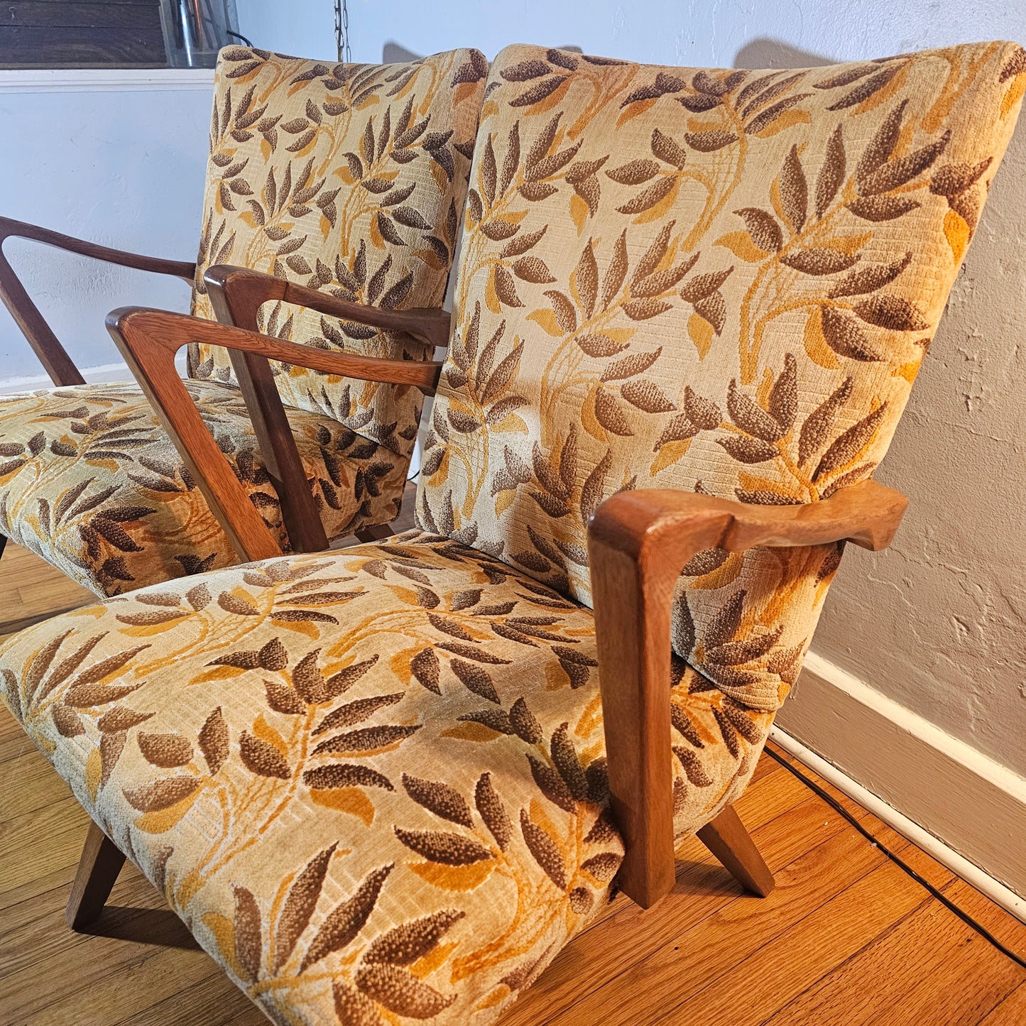 Pair Mid Century Modern Arm Chairs