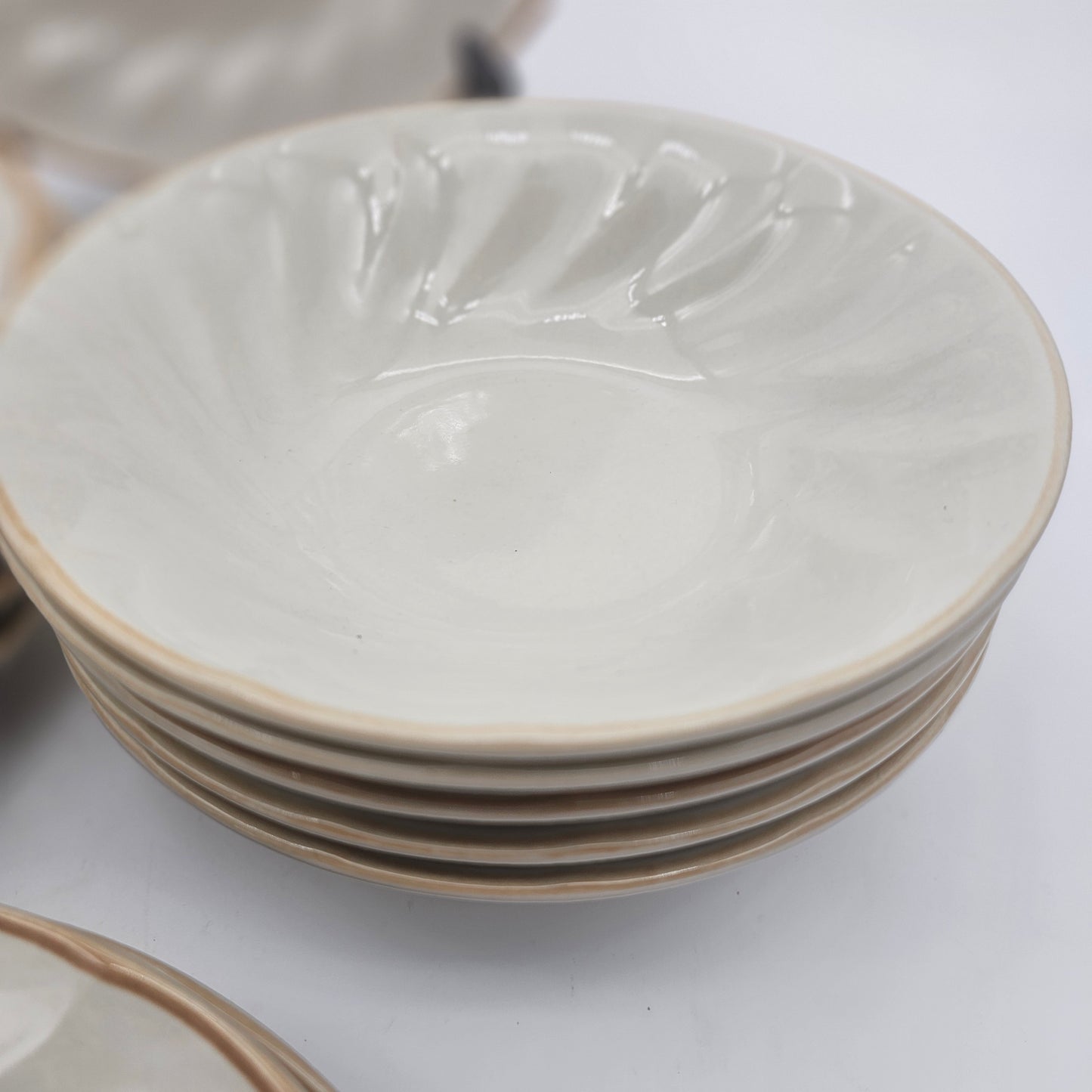 Vintage Hearthside Sculptura Felicity Dinnerware Japan