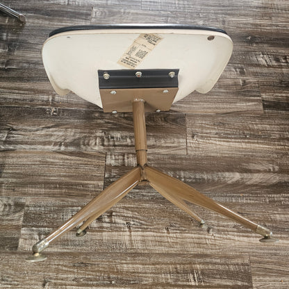 Mid Century Fiberglass Shell Swivel Chair