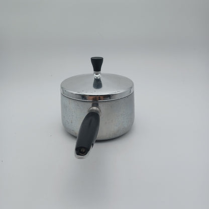 Vintage Wear Ever Cooking Sauce Pan Pot