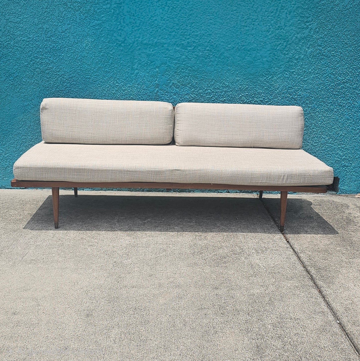Mid Century Modern Daybed Couch
