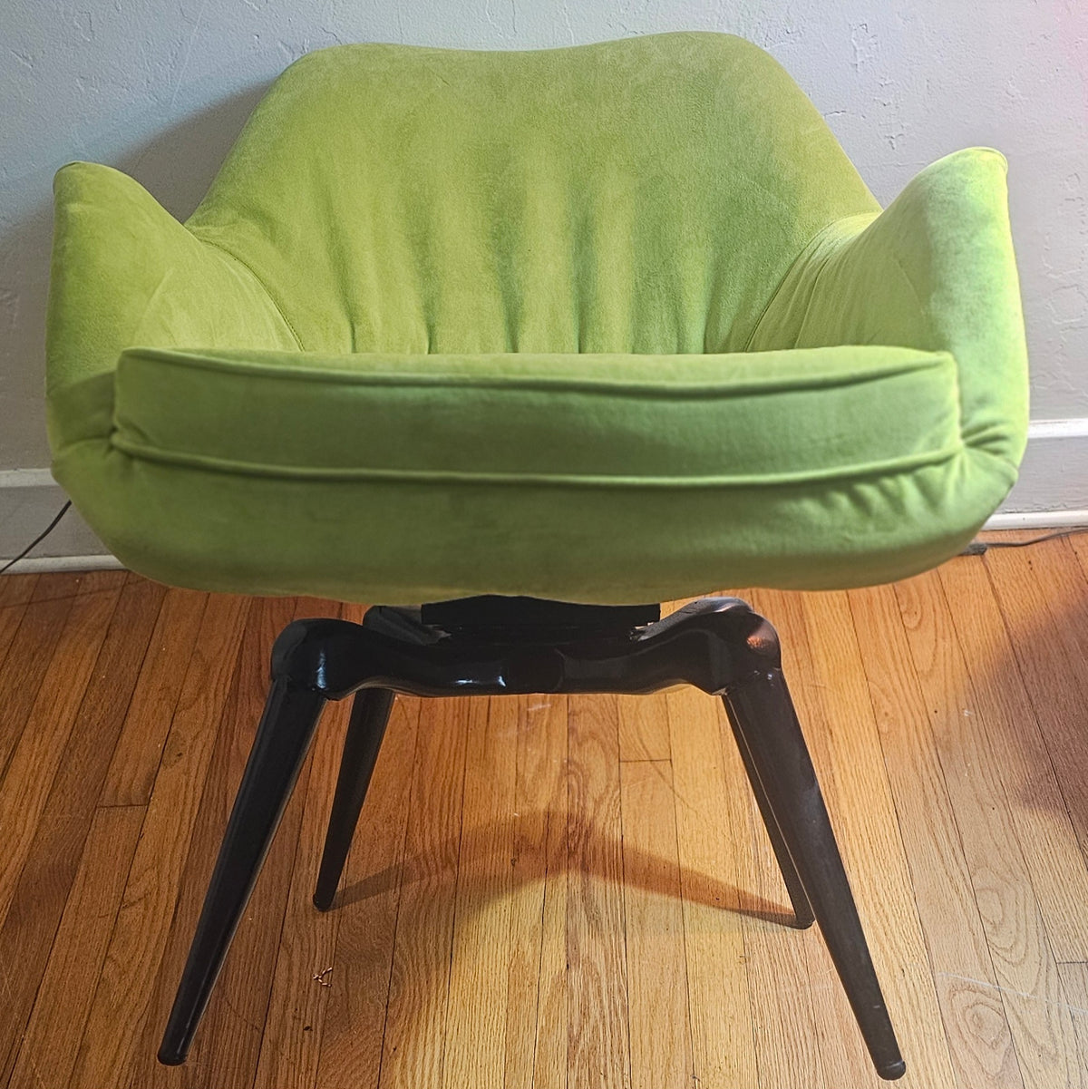 Mid Century Modern Swivel Chair by Berkline