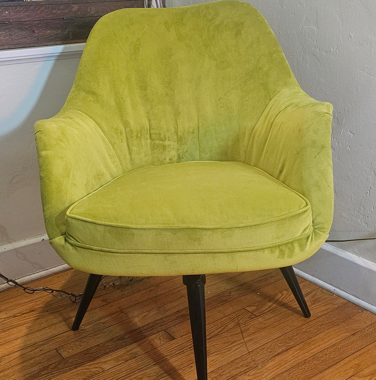 Mid Century Modern Swivel Chair by Berkline