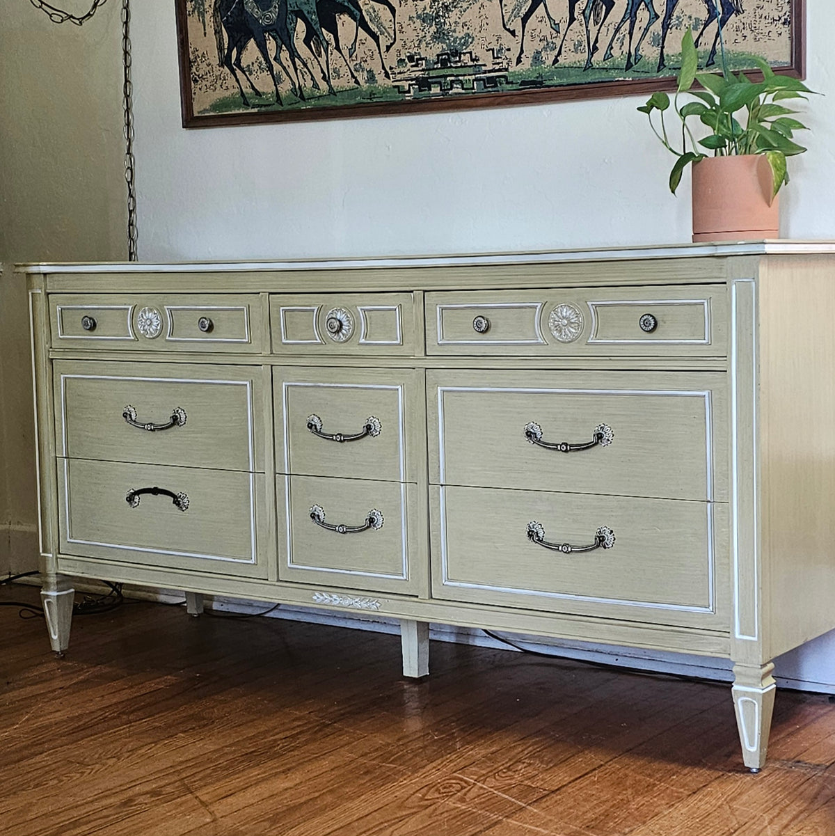 Thomasville Vintage Dresser & Lingerie Chest