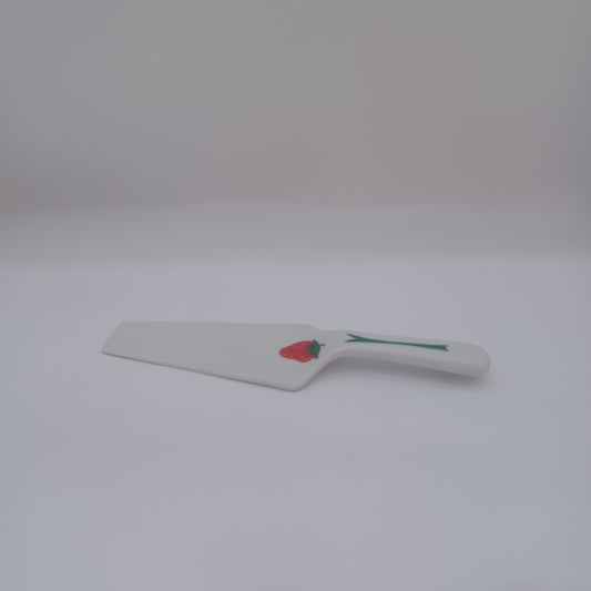 Cake cutter