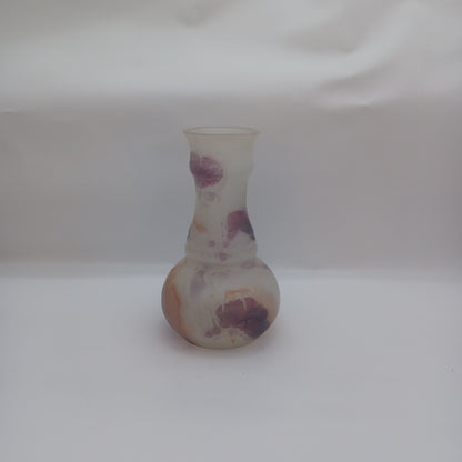 White and purple spot vase